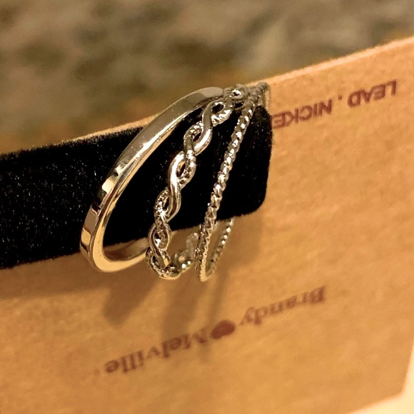 Brandy Melville Set of three unique silver tone Ring bands - Picture 2 of 10